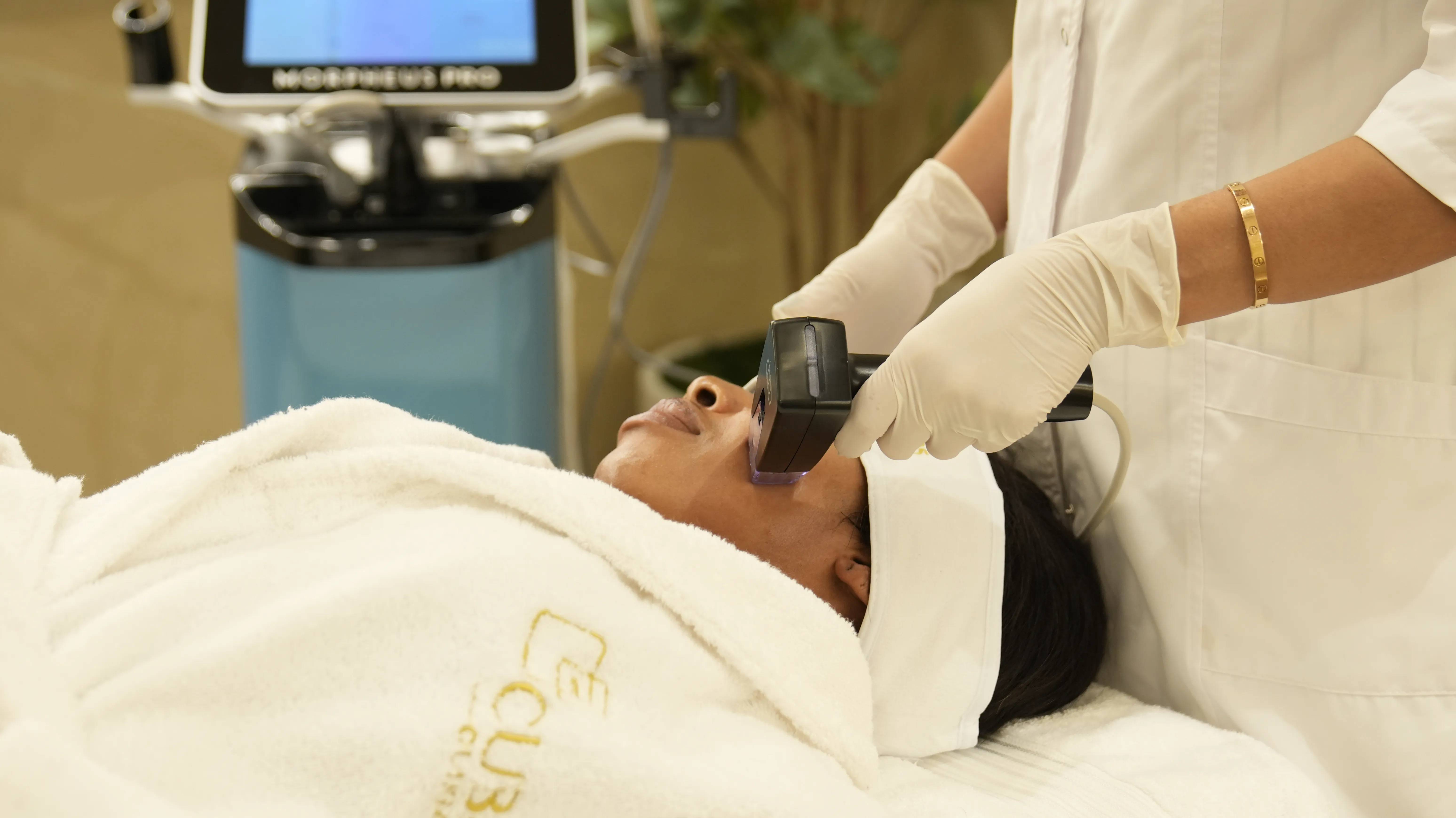 Aesthetic treatment at Cube65Clinics